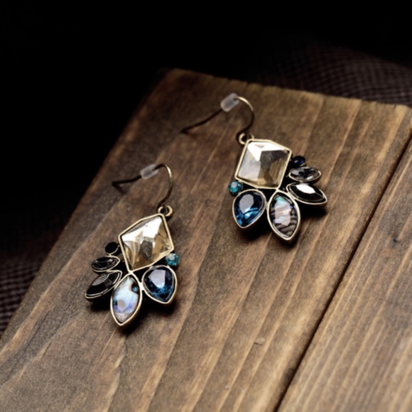 Statement Earrings - Picture 2 of 2
